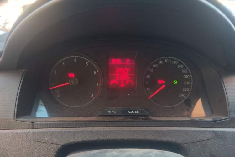 Used Volkswagen Santana 2016 1.6L Automatic Fashion Edition Instrument Cluster