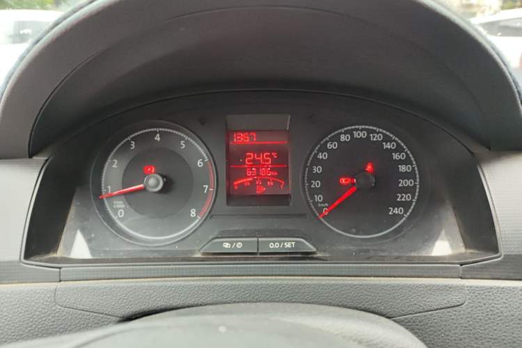 Used Volkswagen Santana 2016 1.6L Manual Fashion Edition Instrument Cluster