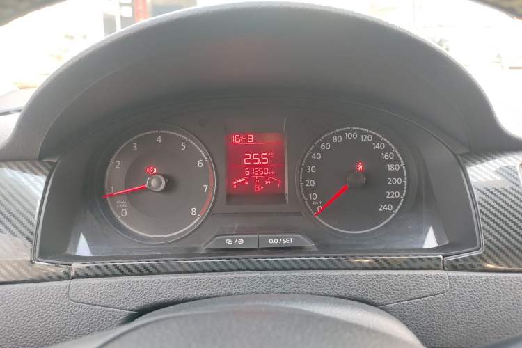 Used Volkswagen Santana 2016 1.6L Manual Fashion Edition Instrument Cluster