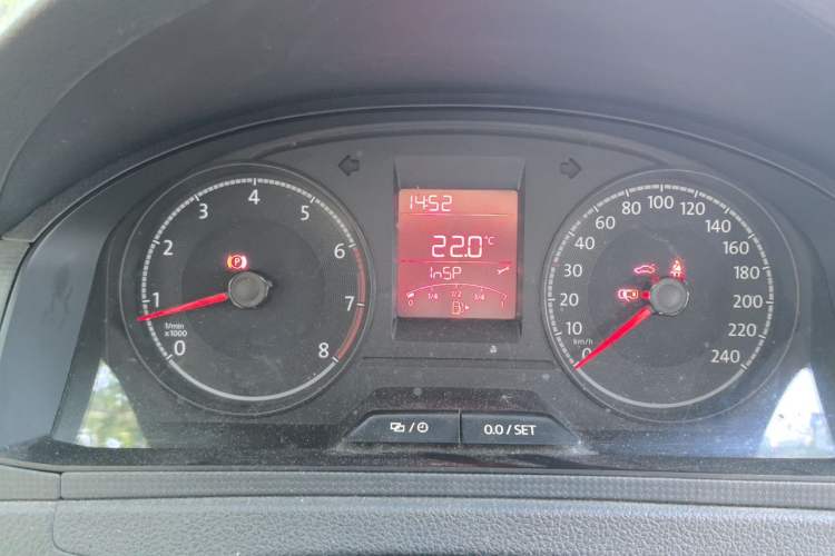 Used Volkswagen Santana 2016 1.4L Manual Fashion Edition Instrument Cluster