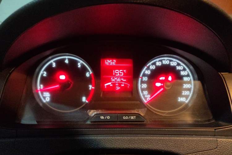 Used Volkswagen Santana 2016 1.6L Manual Fashion Edition Instrument Cluster