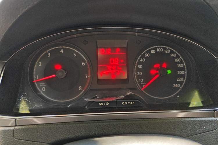 Used Volkswagen Santana 2016 1.6L Automatic Comfort Edition Instrument Cluster