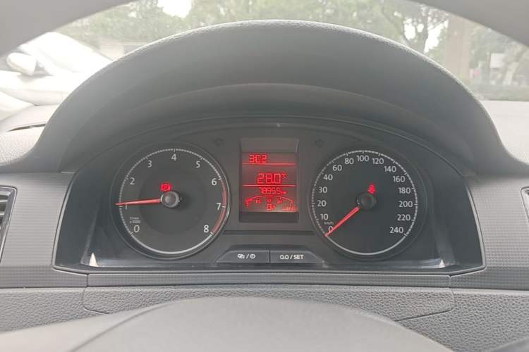 Used Volkswagen Santana 2016 1.4L Manual Fashion Edition Instrument Cluster