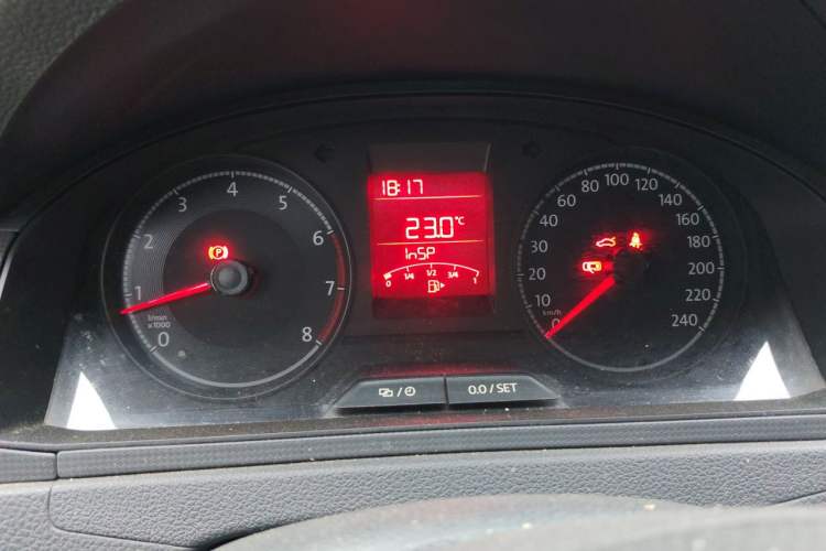 Used Volkswagen Santana 2016 1.6L Manual Fashion Edition Instrument Cluster