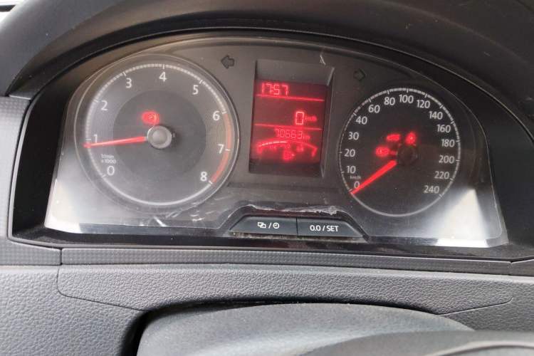 Used Volkswagen Santana 2016 1.6L Manual Fashion Edition Instrument Cluster