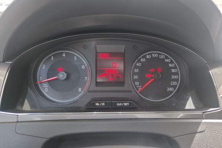 Used Volkswagen Santana 2016 1.6L Manual Comfort Edition Instrument Cluster