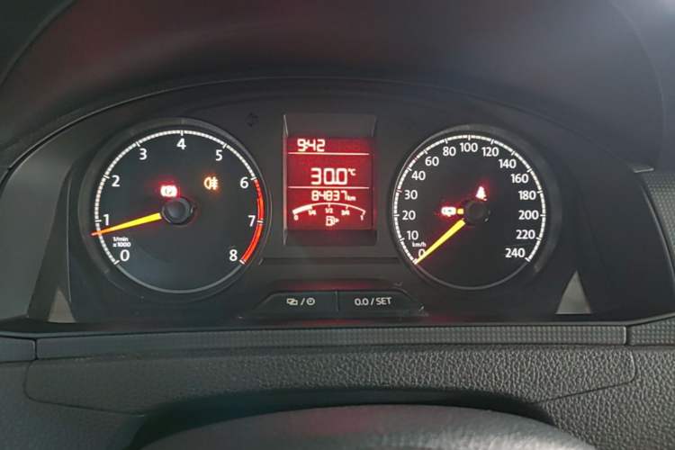 Used Volkswagen Santana 2016 1.6L Manual Fashion Edition Instrument Cluster