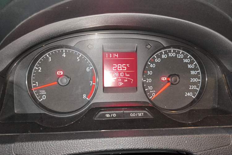 Used Volkswagen Santana 2016 1.4L Manual Fashion Edition Instrument Cluster