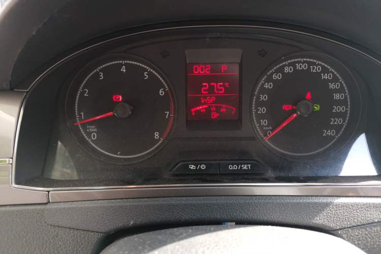 Used Volkswagen Santana 2016 1.6L Automatic Comfort Edition Instrument Cluster