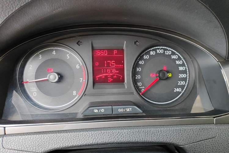 Used Volkswagen Santana 2016 1.6L Automatic Comfort Edition Instrument Cluster