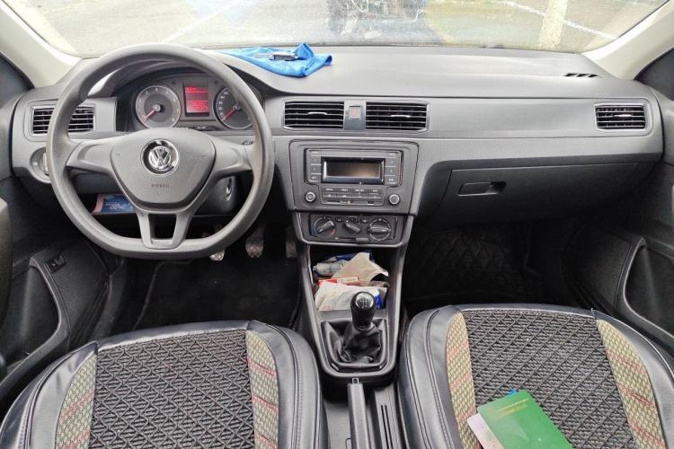 Used Volkswagen Santana 2016 1.6L Manual Fashion Edition Interior 2