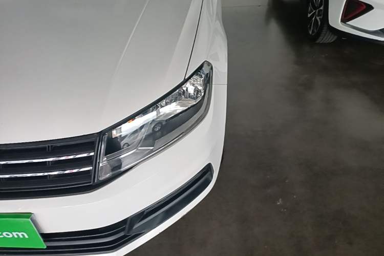 Used Volkswagen Santana 2016 1.6L Manual Fashion Edition Left Front Headlight