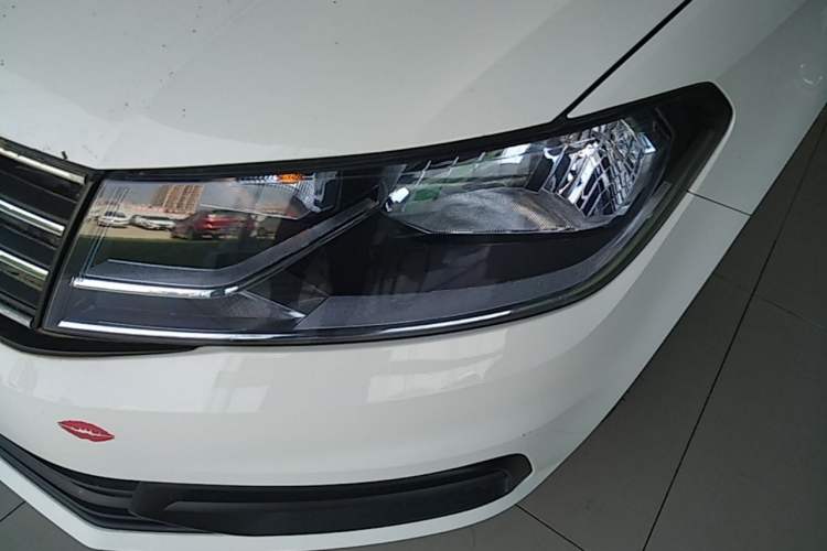 Used Volkswagen Santana 2016 1.6L Manual Fashion Edition Left Front Headlight