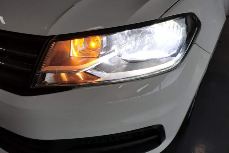 Used Volkswagen Santana 2016 1.4L Manual Fashion Edition Left Front Headlight