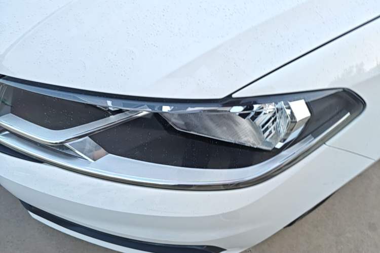 Used Volkswagen Santana 2016 1.4L Manual Fashion Edition Left Front Headlight