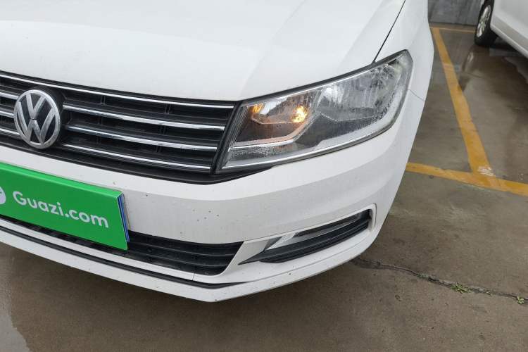 Used Volkswagen Santana 2016 1.6L Automatic Comfort Edition Left Front Headlight
