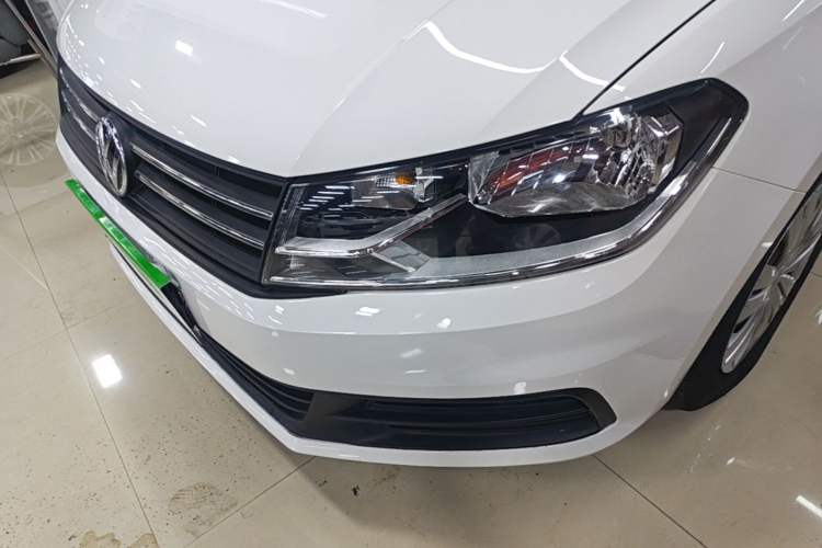 Used Volkswagen Santana 2016 1.6L Automatic Fashion Edition Left Front Headlight
