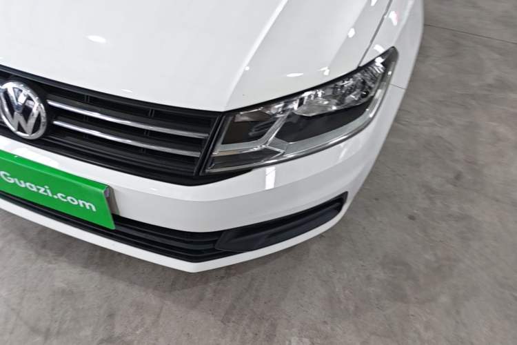 Used Volkswagen Santana 2016 1.6L Automatic Fashion Edition Left Front Headlight