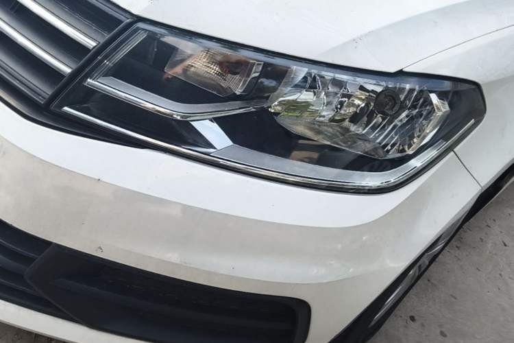 Used Volkswagen Santana 2016 1.6L Automatic Fashion Edition Left Front Headlight
