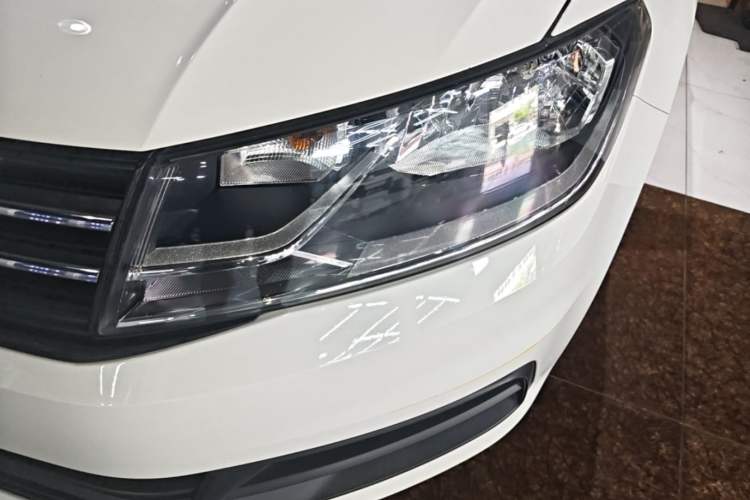 Used Volkswagen Santana 2016 1.6L Automatic Fashion Edition Left Front Headlight