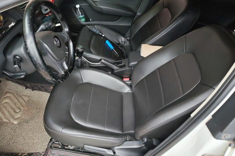 Used Volkswagen Santana 2016 1.6L Manual Fashion Edition Left Front Seat