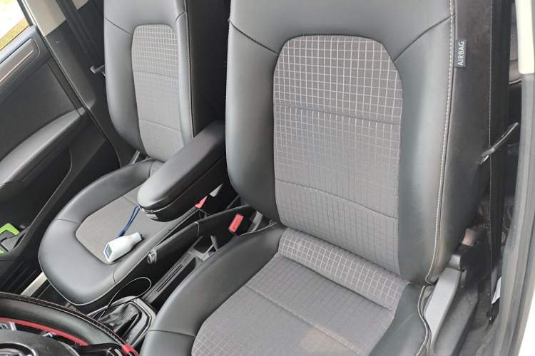 Used Volkswagen Santana 2016 1.6L Automatic Comfort Edition Left Front Seat