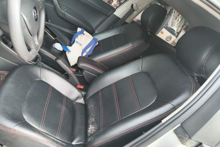 Used Volkswagen Santana 2016 1.6L Manual Fashion Edition Left Front Seat