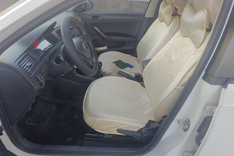 Used Volkswagen Santana 2016 1.4L Manual Fashion Edition Left Front Seat