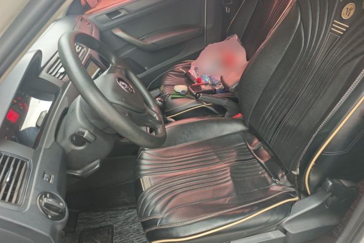 Used Volkswagen Santana 2016 1.6L Manual Fashion Edition Left Front Seat