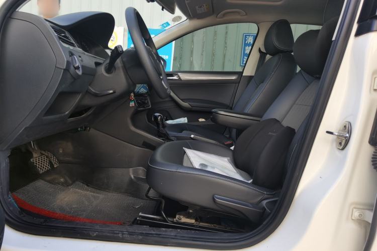 Used Volkswagen Santana 2016 1.6L Automatic Comfort Edition Left Front Seat