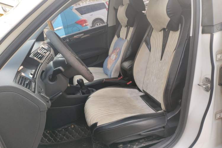 Used Volkswagen Santana 2016 1.6L Manual Fashion Edition Left Front Seat