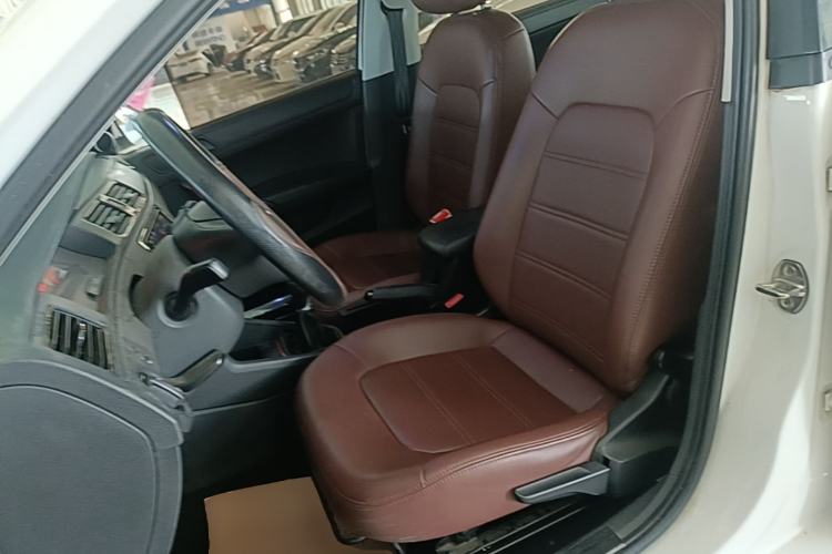 Used Volkswagen Santana 2016 1.6L Manual Fashion Edition Left Front Seat