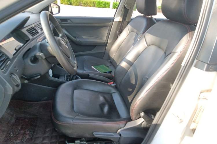 Used Volkswagen Santana 2016 1.6L Manual Fashion Edition Left Front Seat