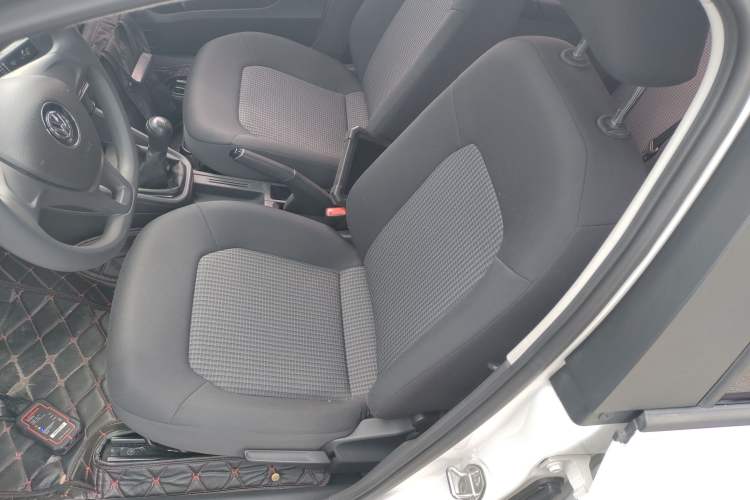 Used Volkswagen Santana 2016 1.6L Manual Fashion Edition Left Front Seat