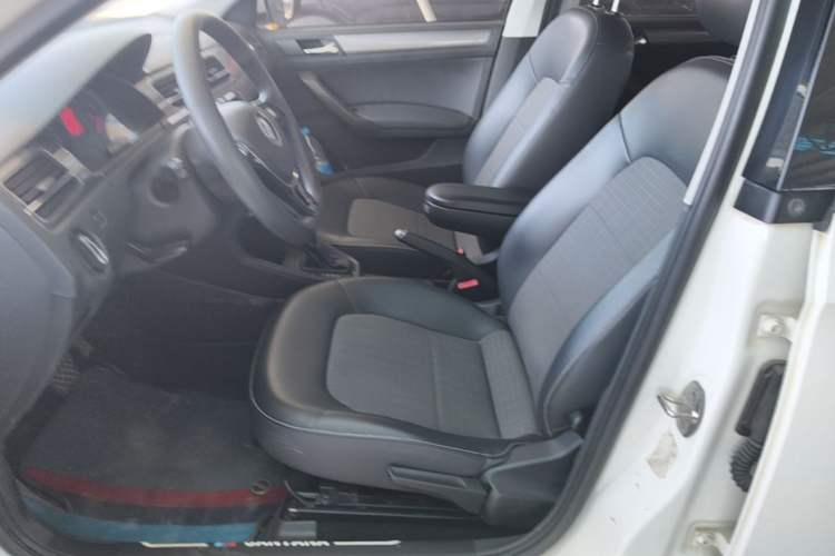 Used Volkswagen Santana 2016 1.6L Automatic Comfort Edition Left Front Seat