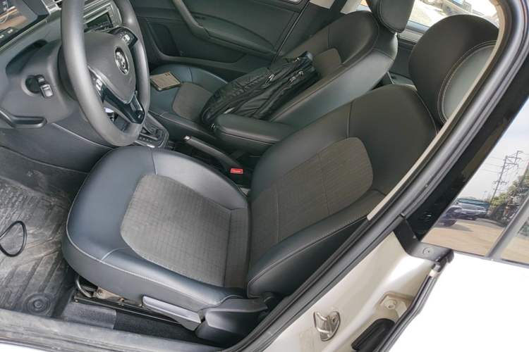 Used Volkswagen Santana 2016 1.6L Automatic Comfort Edition Left Front Seat