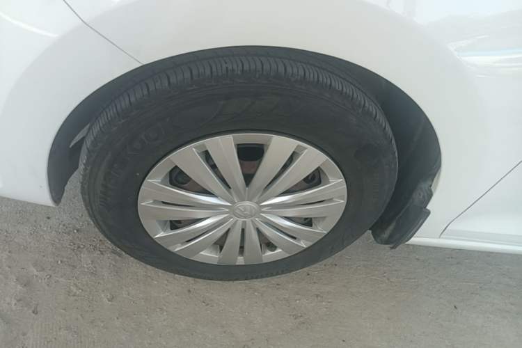 Used Volkswagen Santana 2016 1.6L Manual Fashion Edition Left Front Wheel Hub