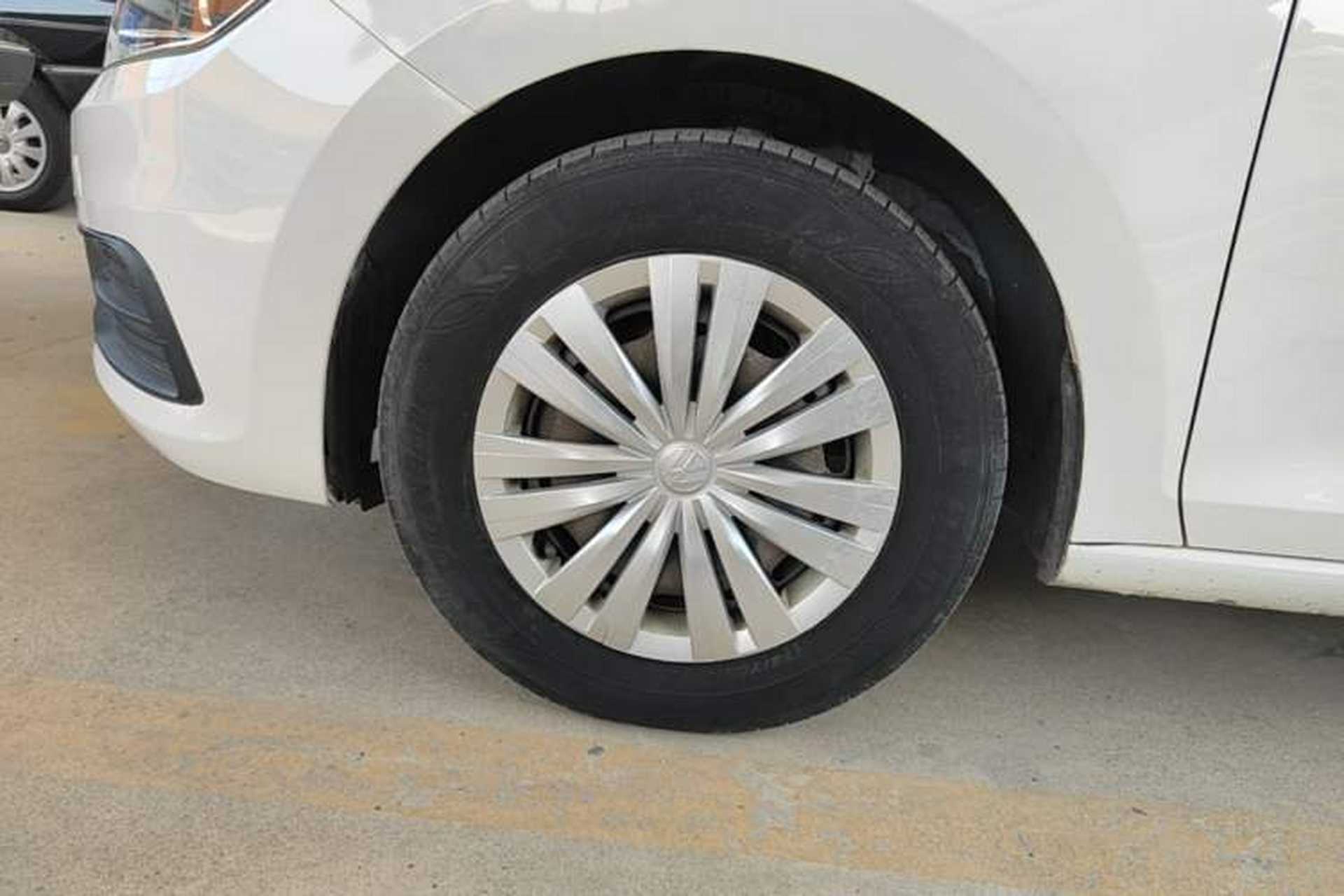Used Volkswagen Santana 2016 1.4L Manual Fashion Edition Left Front Wheel Hub