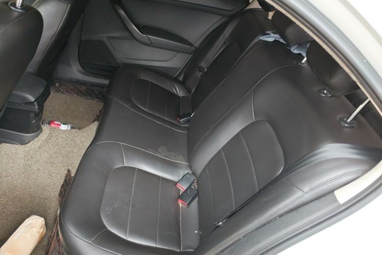 Used Volkswagen Santana 2016 1.6L Manual Fashion Edition Left Rear Seat
