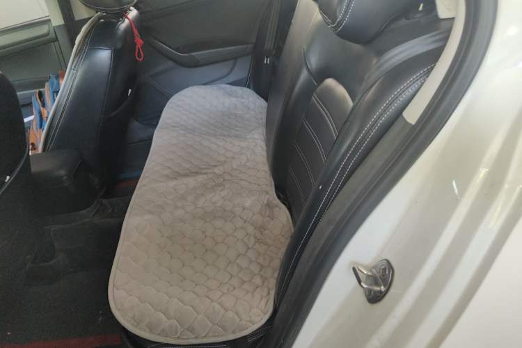 Used Volkswagen Santana 2016 1.6L Manual Fashion Edition Left Rear Seat