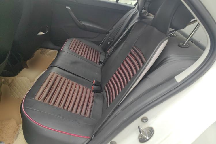 Used Volkswagen Santana 2016 1.6L Automatic Fashion Edition Left Rear Seat