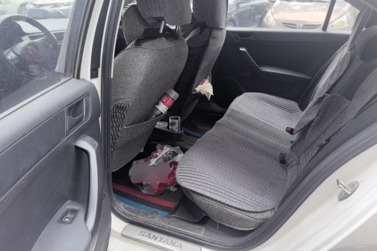 Used Volkswagen Santana 2016 1.6L Manual Fashion Edition Left Rear Seat
