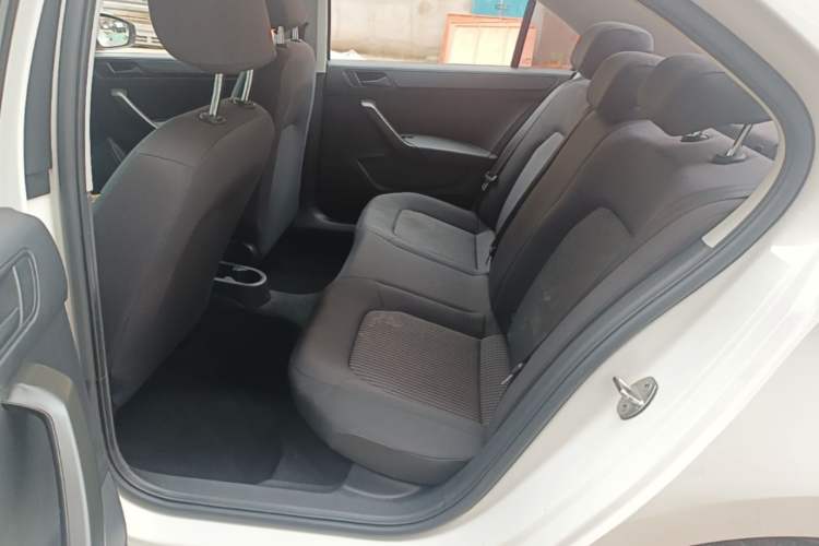 Used Volkswagen Santana 2016 1.6L Manual Fashion Edition Left Rear Seat