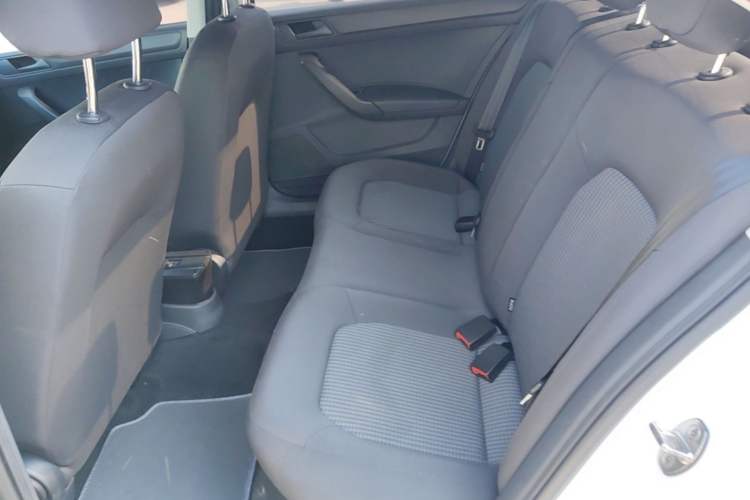 Used Volkswagen Santana 2016 1.4L Manual Fashion Edition Left Rear Seat