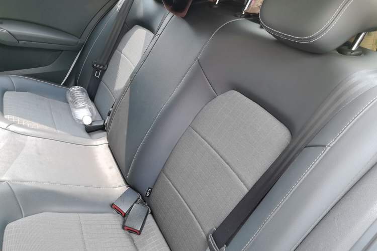 Used Volkswagen Santana 2016 1.6L Manual Comfort Edition Left Rear Seat