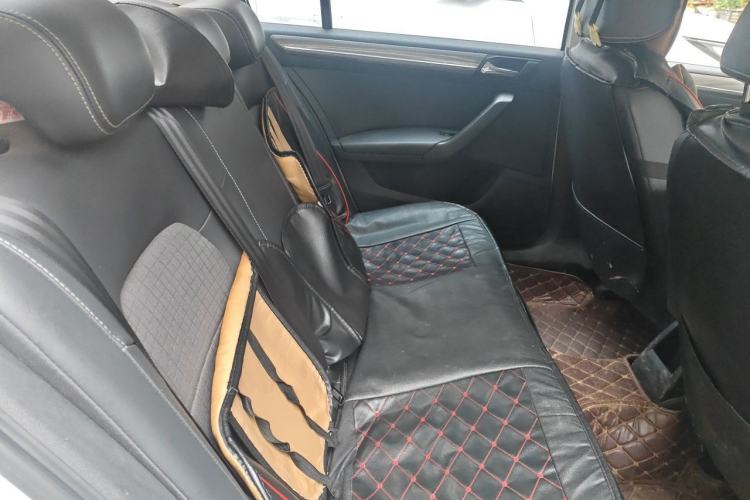 Used Volkswagen Santana 2016 1.6L Manual Comfort Edition Left Rear Seat