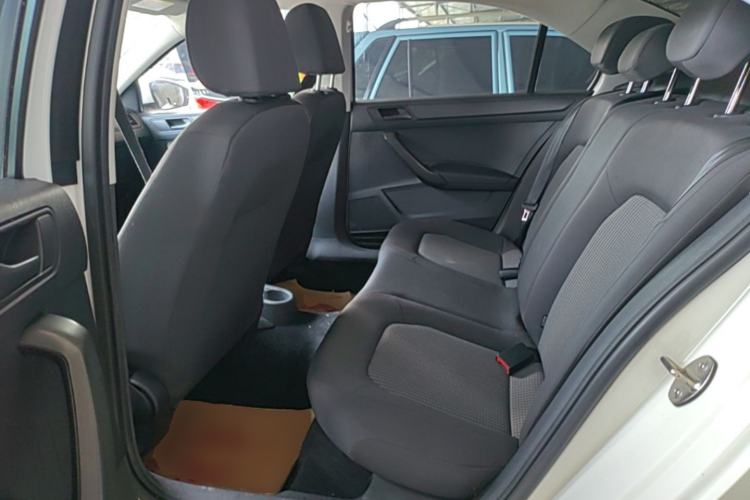 Used Volkswagen Santana 2016 1.6L Manual Fashion Edition Left Rear Seat