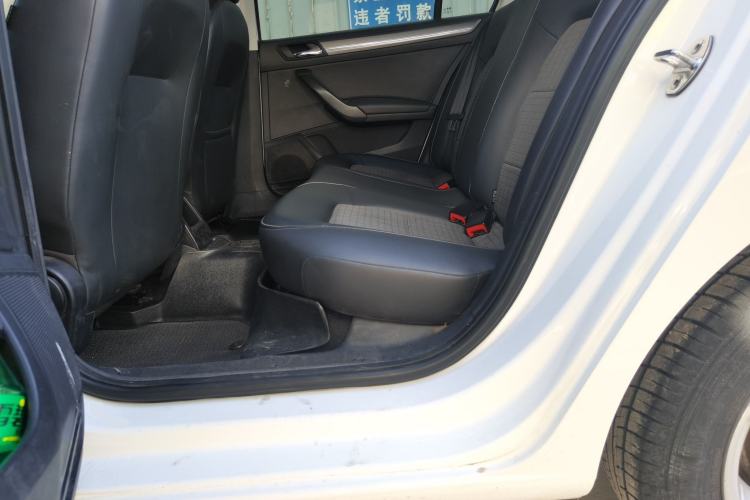 Used Volkswagen Santana 2016 1.6L Automatic Comfort Edition Left Rear Seat