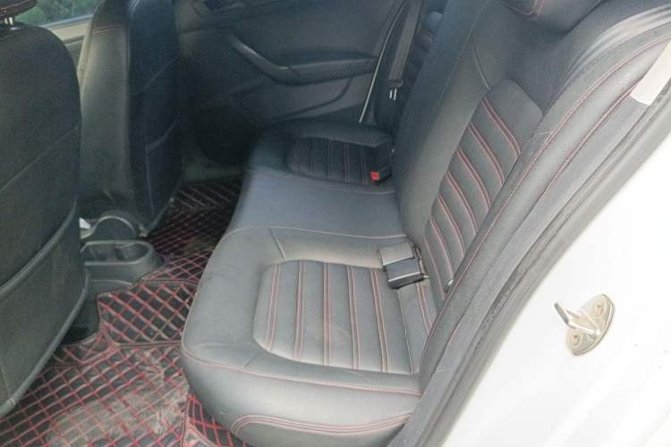 Used Volkswagen Santana 2016 1.6L Manual Fashion Edition Left Rear Seat