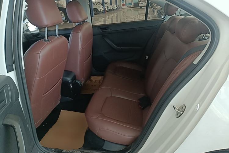 Used Volkswagen Santana 2016 1.6L Manual Fashion Edition Left Rear Seat